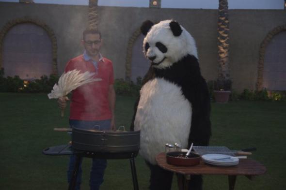 بالفيديو: التحرش بالباندا هو ثالث المشاهد المحذوفة من فيلم "صنع في مصر"