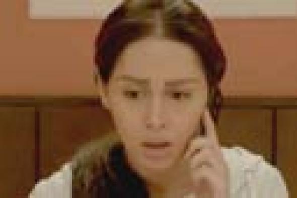 بالفيديو: ياسمين رئيس وأسلحتها في مشهد محذوف من "صنع في مصر"