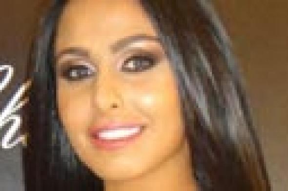 ميس حمدان تسخر من نفسها ومن صور البطاقة الشخصية