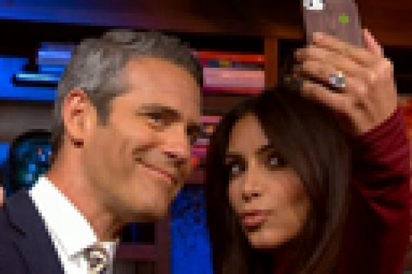 بالفيديو: مذيع يلتقط صورة Selfie مع مؤخرة كيم كارداشيان!