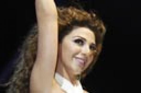 بالصور: ميريام فارس تتحدى عدم استقرار الأمن في لبنان