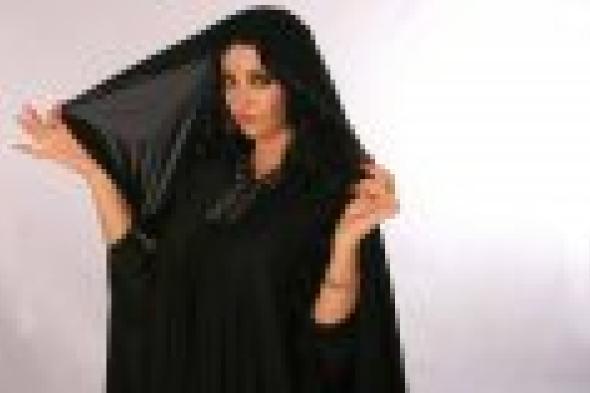 بالفيديو.. خيري رمضان: صافيناز تزوجت مصري "عشان تطلع لسانها"