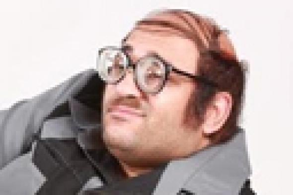 بالفيديو: سيد أبو حفيظة يتحدى شيكو وفهمي وهشام ماجد في "تحدى الثلج"