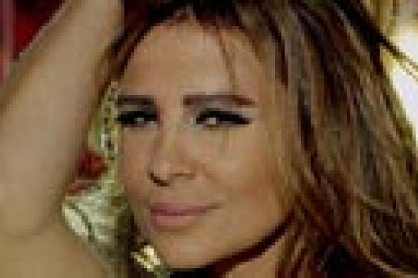 بالصور: كاورل سماحة ترقص في "سهرانين" أولى كليباتها بعد الزواج