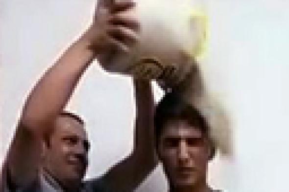 بالفيديو: محمد عساف يتضامن مع غزة بتحدي "دلو الركام"