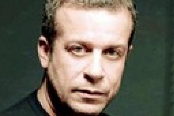 حقيقة اتهام شريف منير للدولة بالإهمال بسبب حادث الشيخ زويد