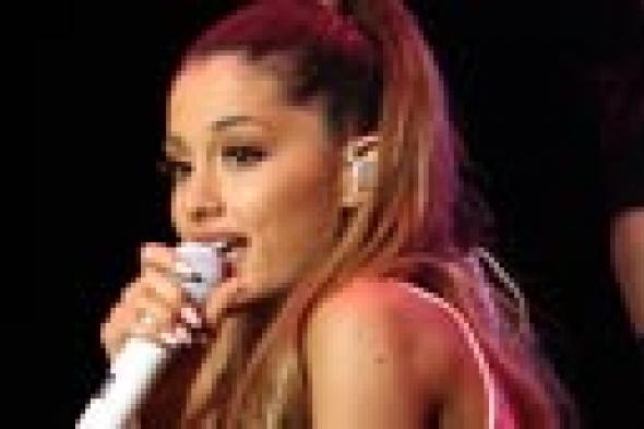 أريانا جراند عن صورها العارية المزيفة: مؤخرتي الصغيرة أجمل