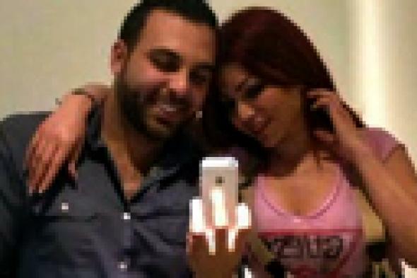 هيفاء وهبي توضح طبيعة علاقتها بالمخرج طارق فريتخ