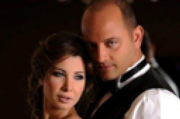 صورة: نانسي عجرم وزوجها في عشاء خاص