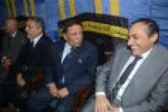 بالصور: الزعيم ونجوم الفن والسياسة في عزاء الراحل أحمد رجب