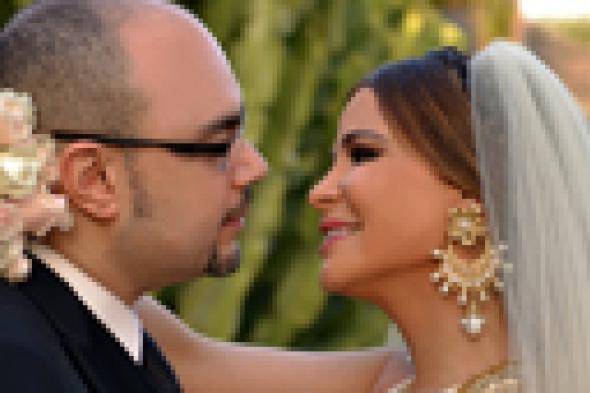بالفيديو: كارول سماحة تنشر عهودها لزوجها في زفافهما