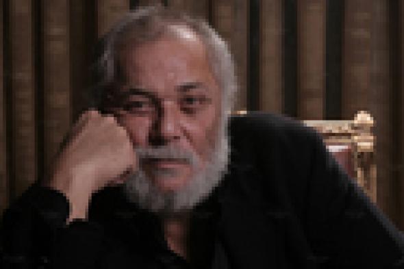 محمود عبد العزيز يشيع جثمان شقيقه بالإسكندرية