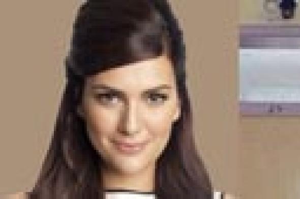 صورة- "القاضية فريدة" تشارك محبيها بصورة لها بدون مكياج‎