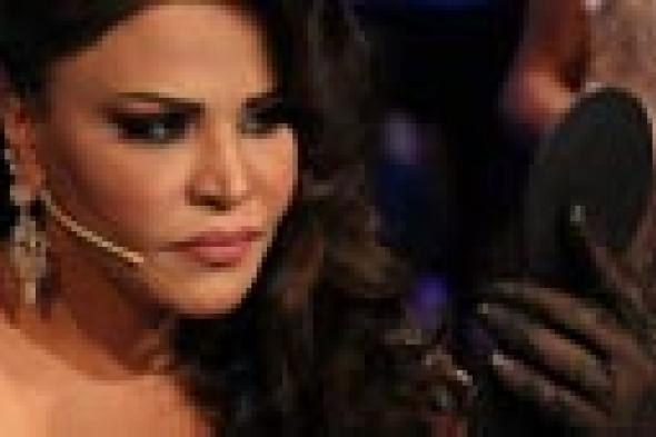 مثل خارج ونوبة ضحك وتوبيخ للمتسابقين وشعور بالجوع.. هذه أبرز مواقف أحلام في السهرة الثانية من Arab Idol