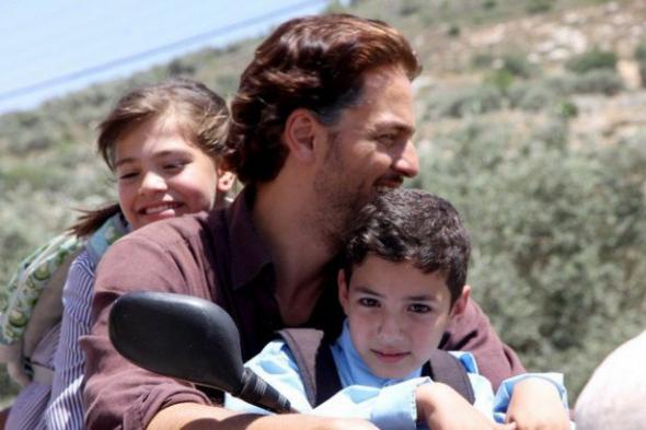 فيلم "عيون الحرامية" لخالد أبو النجا يمثل فلسطين في الأوسكار