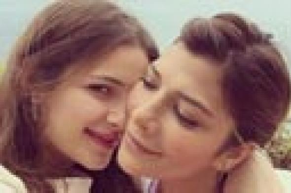 بالصور- أصالة تحتفل مع أسرتها بعيد الأضحى في اليونان