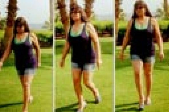 صورة: فيفي عبده  تستعرض خسارتها لوزنها بـHot Short