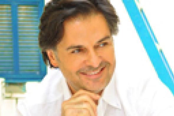 راغب علامة عن كثرة أغاني "حبيب ضحكاتي": أعارض ضمه 14 أغنية.. ولكن