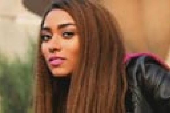 بالفيديو- زيزي عادل تعترف بفضل حبيبها في كليب "شايلاهالك"