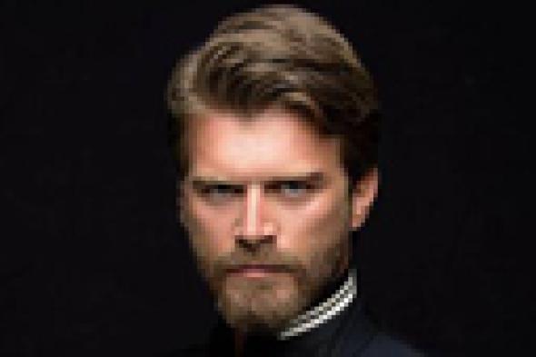 صحفي يعتذر لـ "مهند" التركي عن شائعة نشرها عنه