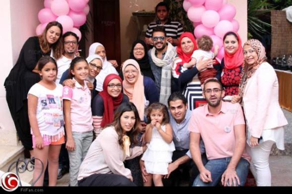 بالصور- تعرف على عائلة حماقي