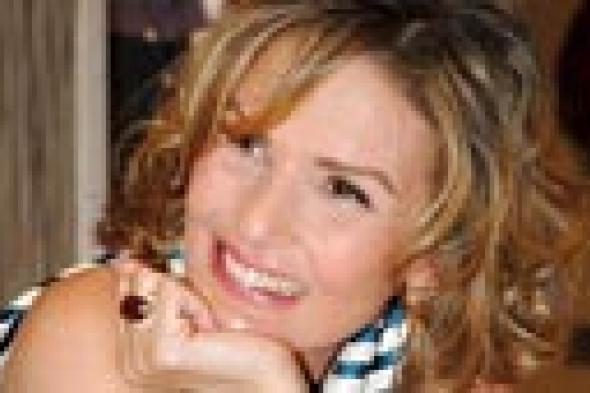 يسرا رئيس لجنة التحكيم الدولية في مهرجان القاهرة السينمائي