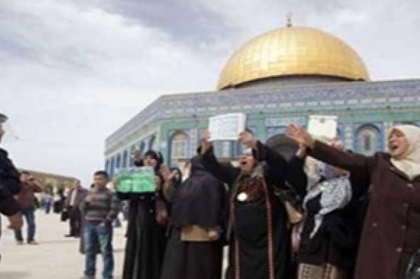 نساء الأقصى يقاومن