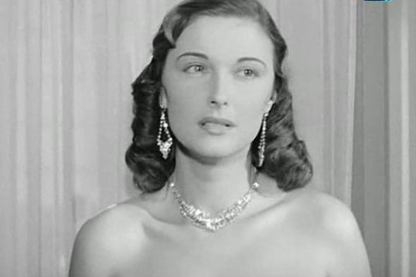 وفاة مريم فخر الدين