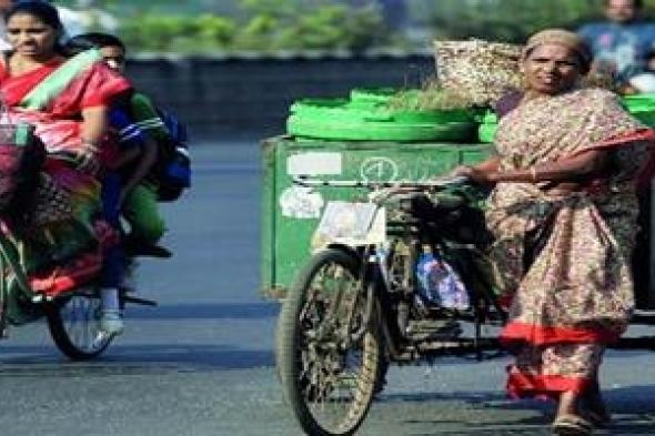 دراسة: النساء يشكلن 70 % من فقراء العالم