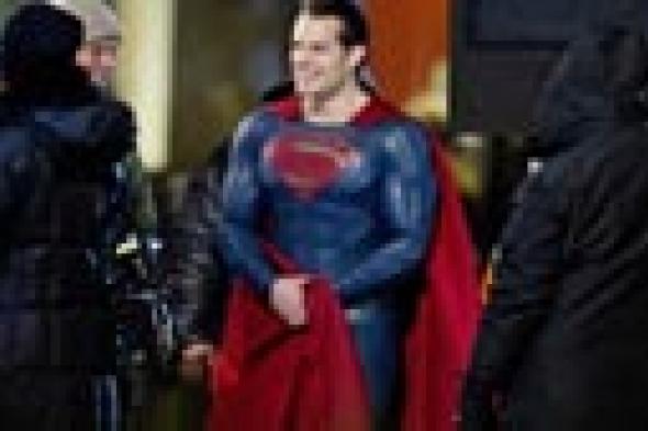 صور وفيديو- "سوبر مان" ينقذ إيمي آدامز في كواليس "Dawn of Justice"