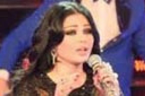 قراء FilFan.com: فستان هيفاء وهبي خادش للحياء وغير ملائم لبرنامج تلفزيوني