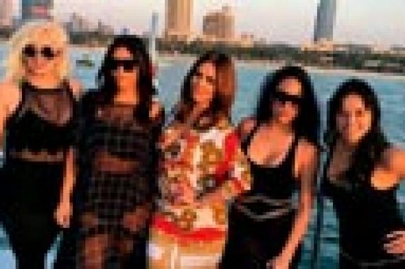 بالصور- كيم كاردشيان من دبي: أعشق الشرق الأوسط