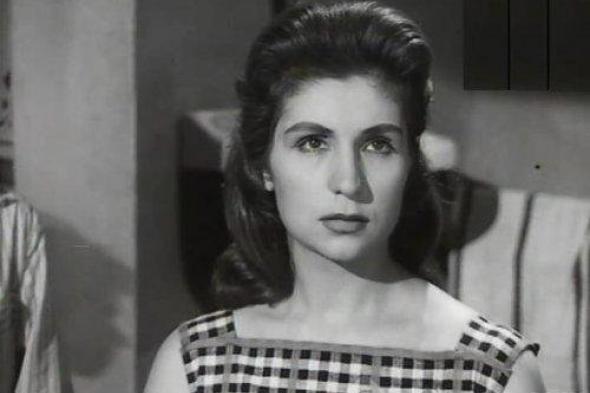 إنفوجراف: كيف ودع نجوم الفن الشحرورة!