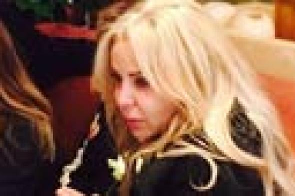 بالصور- ماجدة الرومي وراغب علامة ونيللي كريم في جنازة صباح