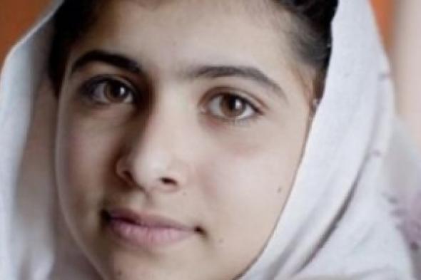 ملالا الناجية من "طالبان" أصغر فائزة بنوبل السلام في التاريخ