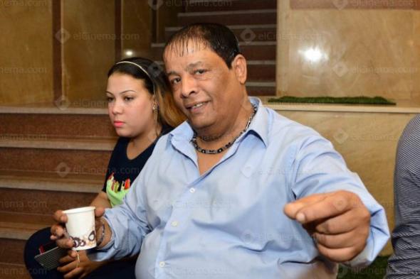 عبد الباسط حمودة يغني في فيلم "الخلبوص" بعيدًا عن الشعبي