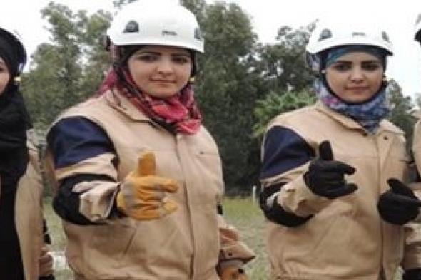 نساء سوريات ينقذن الأرواح تحت القصف