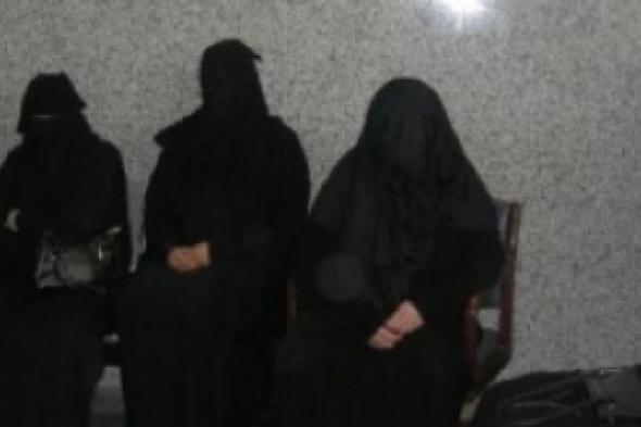 «إجراءات التقاضي».. معاناة النساء في ساحات المحاكم