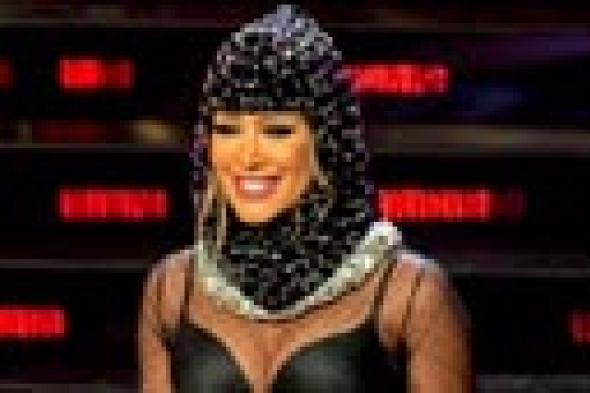 بالفيديو- تامر أمين لمايا دياب عن مزجها بين الحجاب و"الشورت": ما نجيش نهزر بقى