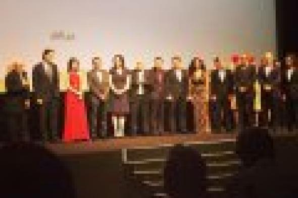 بالصور: صناع "قدرات غير عادية" يحتفلون بعرضه العالمي الأول في مهرجان دبي