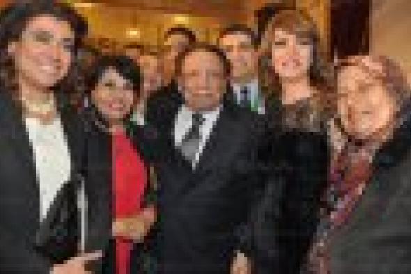 بالصور: الزعيم ومنير وفيفي عبده أبرز ضيوف محلب في مؤتمر صناعة اﻹبداع