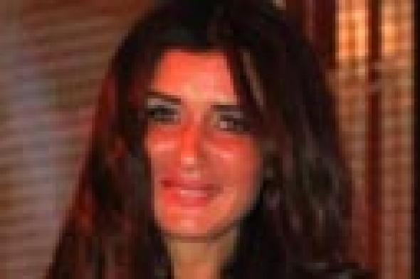 صورة- غادة عادل في Selfie مع ابنتها "مريم"