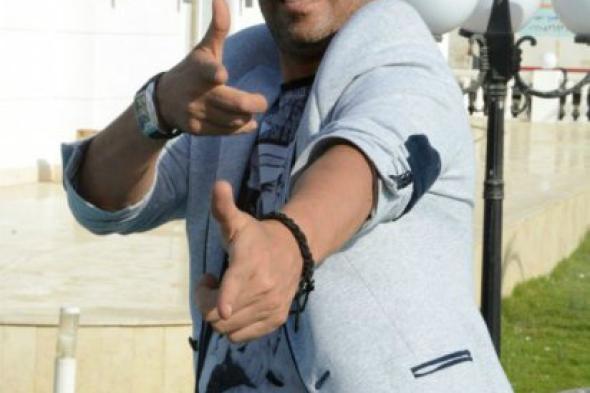 سعد الصغير يستعد لـ"4-4-2" بمشاركة صافيناز وسارة سلامة