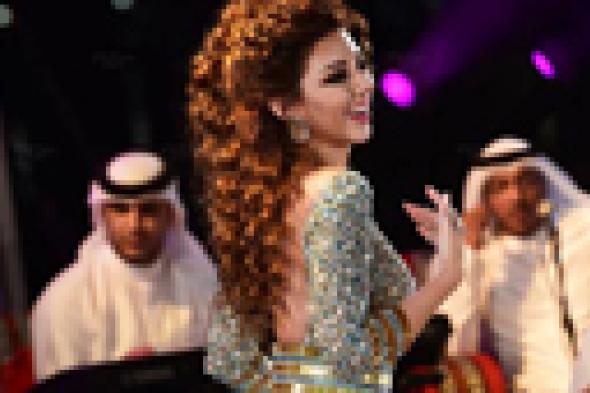 بالصور- ميريام فارس تحيي أضخم حفل جماهيري في الإمارات العربية المتحدة