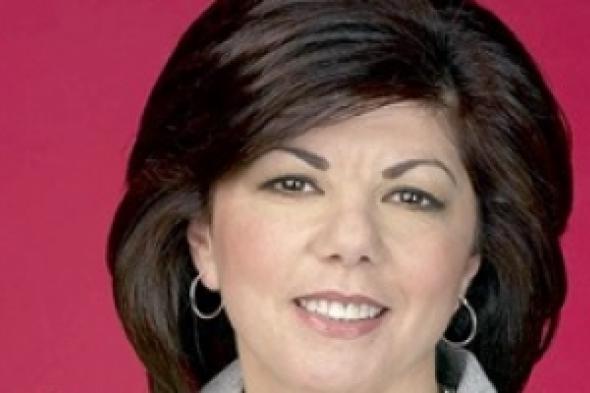 أوضاع المرأة تعكس المجتمع