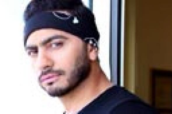 "180 درجة" تجبر تامر حسني على السفر لبيروت وسط الجليد