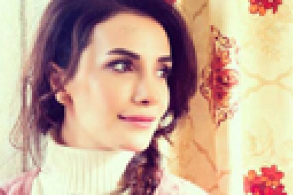 بالصور- التركية "نور" بوزن أقل وبتسريحة شعر مختلفة في "قصر العصفورة"