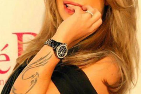 نيكول سابا وشيري عادل ودرة يشاركن هاني سلامة في "نصيبي وقسمتك"