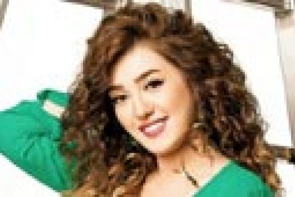 بالفيديو- مفيد فوزي يتغزّل في كندة علوش على الهواء