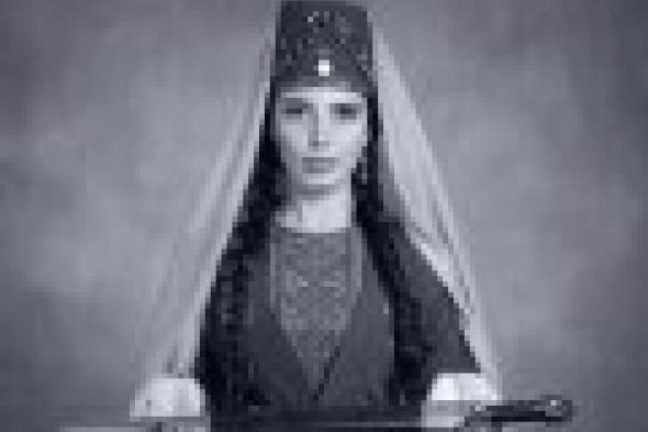 بالصور: ماريا بالزي الأرمني في جلسة تصوير جديدة